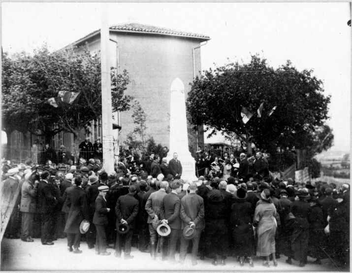 inauguration du monument aux morts